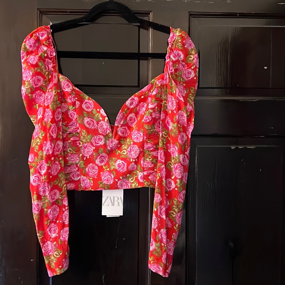 Brand new with tags Zara floral crop top